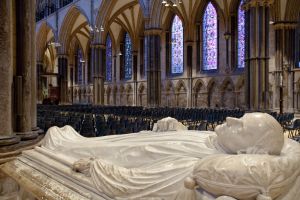 lincoln cathedral memorial sm.jpg